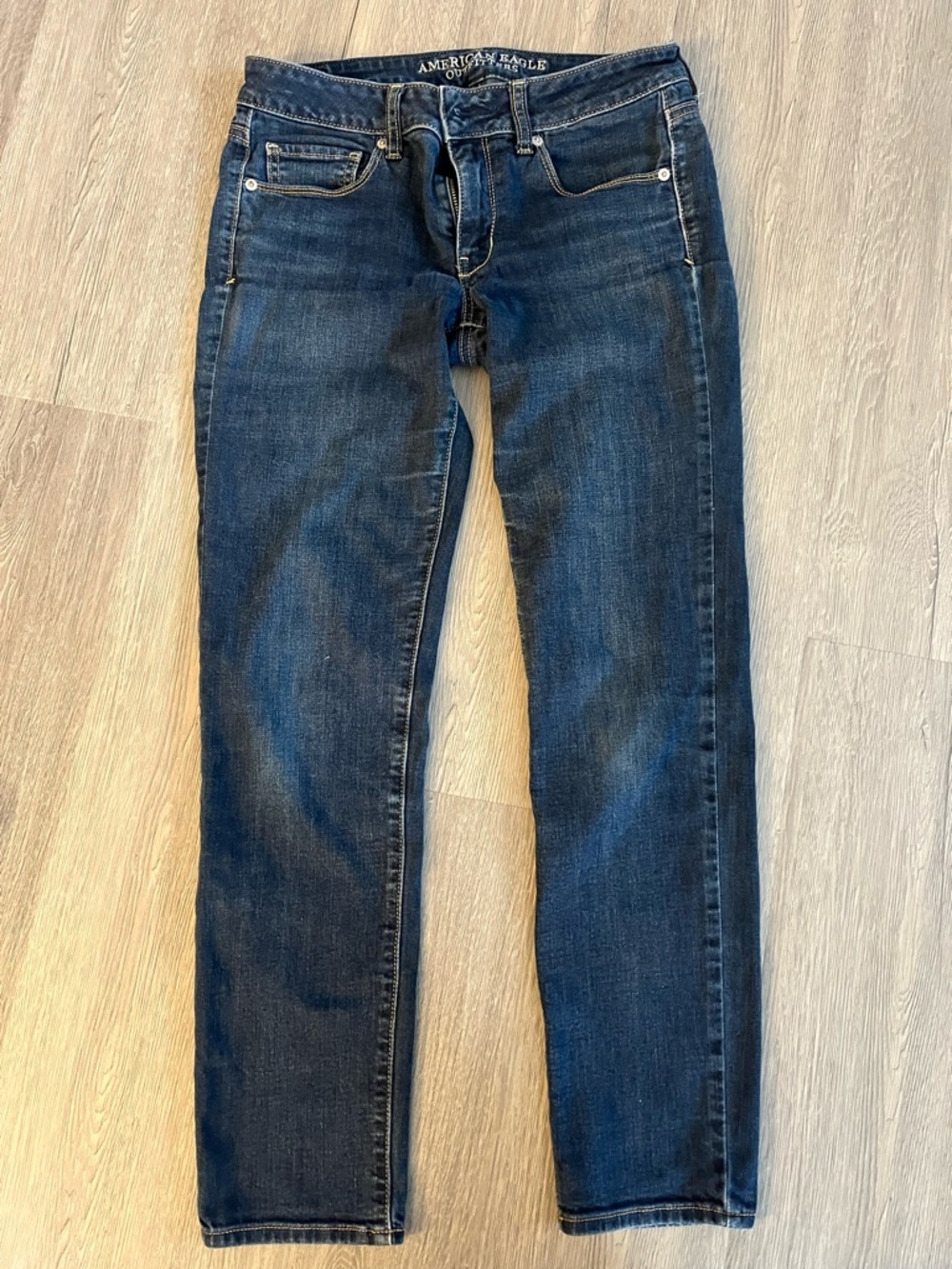 American Eagle Outfitters Women’s Dark Blue Skinny Jeans